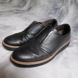 Soft sole oxford shoes